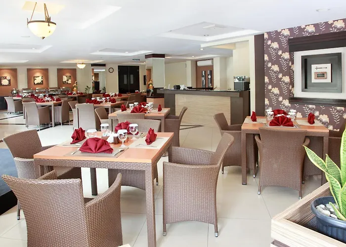 Grage Ramayana Hotel